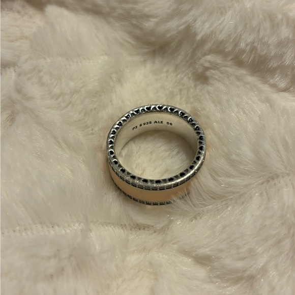 Hearts of Pandora ring - Picture 3 of 5